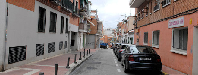 El Ayuntamiento de San Sebastián de los Reyes acomete las obras de adecuación del acerado en la Travesía de Pablo Ortiz