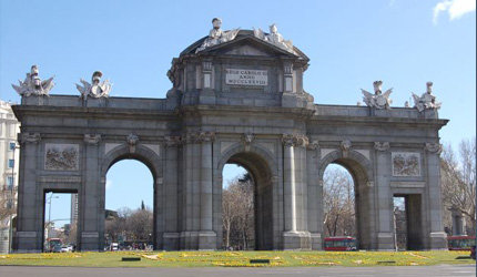 Madrid se mantiene como una de las regiones con más turistas de España, con 764.016 viajeros alojados