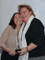 Barajas rinde homenaje a ocho vecinas del distrito, con motivo del Día Internacional de la Mujer