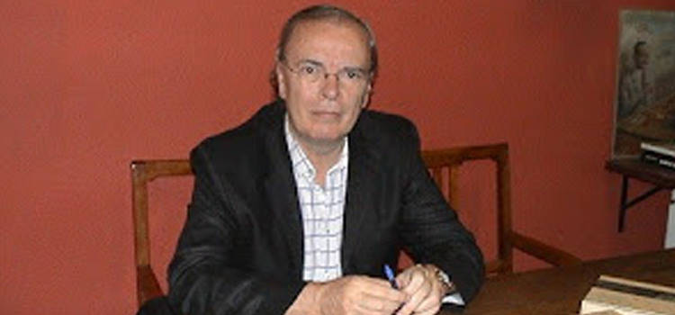Homenaje al poeta Antonio Hernández 