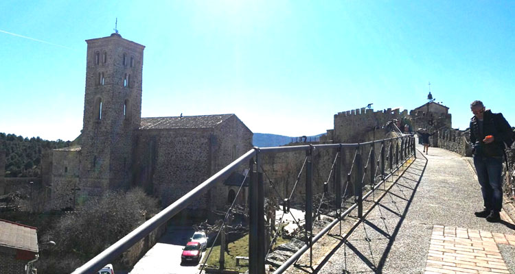 Cincuenta vecinos de Valdeolmos-Alalpardo fueron de excursión al municipio de Buitrago del Lozoya