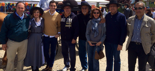“Feria de Abril” en Las Tablas, con AAVV y el Concejal del Distrito Ignacio González de la Rosa
