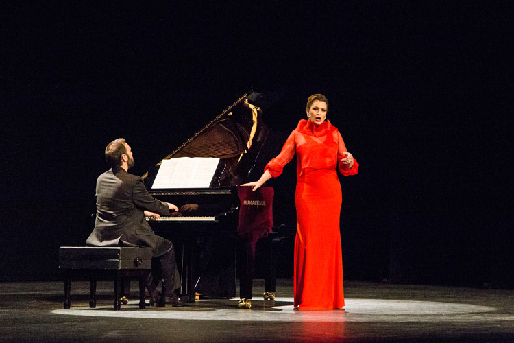 Ainhoa Arteta será la pregonera de las Fiestas de la Virgen de la Paz