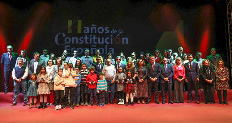 Alcobendas celebró un emotivo homenaje a los vecinos que nacieron el mismo año que la Constitución española, en 1978