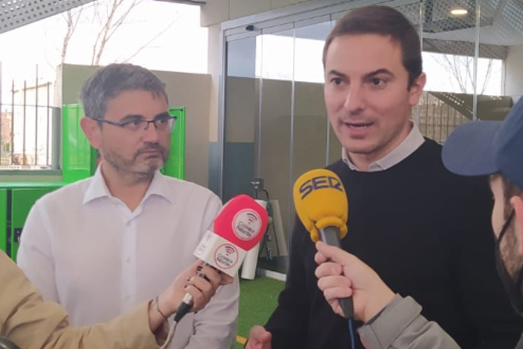 Juan Lobato propone trasladar el modelo de Alcobendas de servicios públicos de máxima calidad al resto de la región