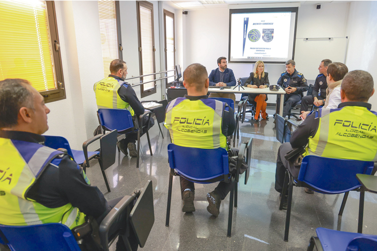 La Policía de Barrio de Alcobendas tendrá más efectivos y ampliará sus zonas de patrullaje