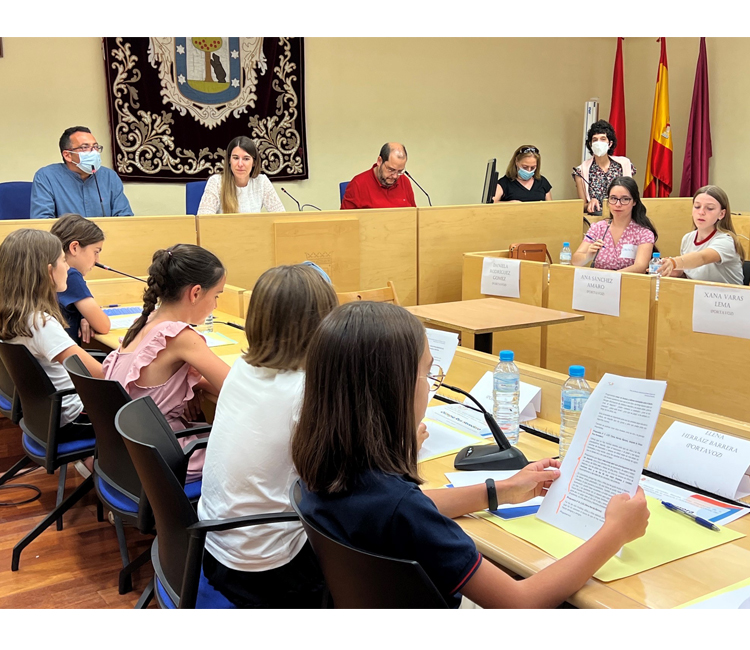 Barajas recuperó el Pleno Infantil suspendido por la pandemia