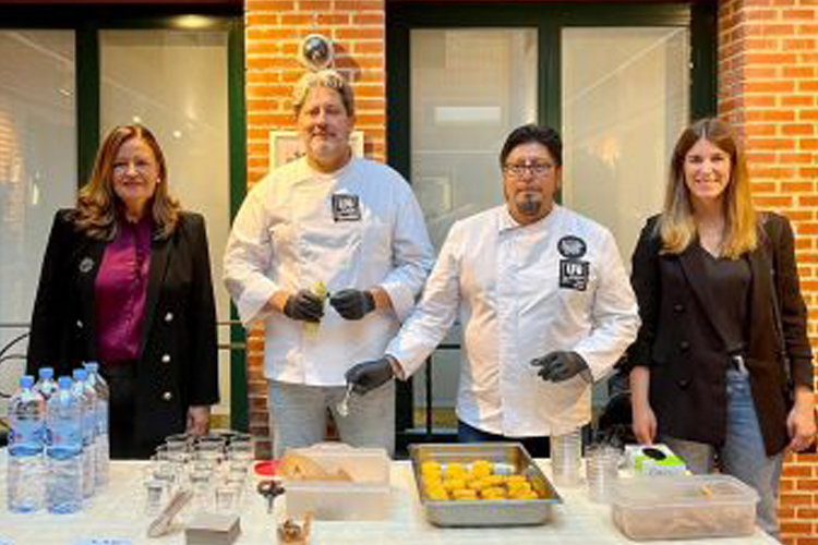 La Concejala Sofía Miranda ha asistido a los actos programados en el Centro Cultural Villa de Barajas