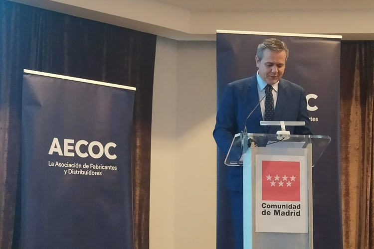 La Comunidad de Madrid apuesta por reducir fiscalidad y burocracia para ayudar al sector de la restauración y la distribución