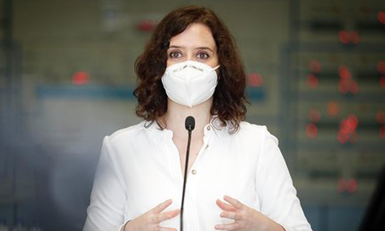 La Presidenta de la Comunidad de Madrid, Isabel Díaz Ayuso, visita el Hospital Temporal de IFEMA