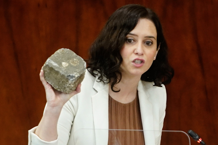 Díaz Ayuso: “Para evitar la crisis social, lo más importante es que Podemos se vaya de las instituciones porque son el cáncer de la democracia”