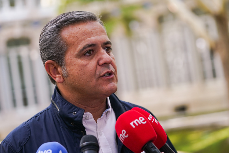 Jorge Rodrigo: “Reprochar al Gobierno de Sánchez que no haya dado la cara ante esta situación ni haya ofrecido explicaciones ni soluciones a los afectados”