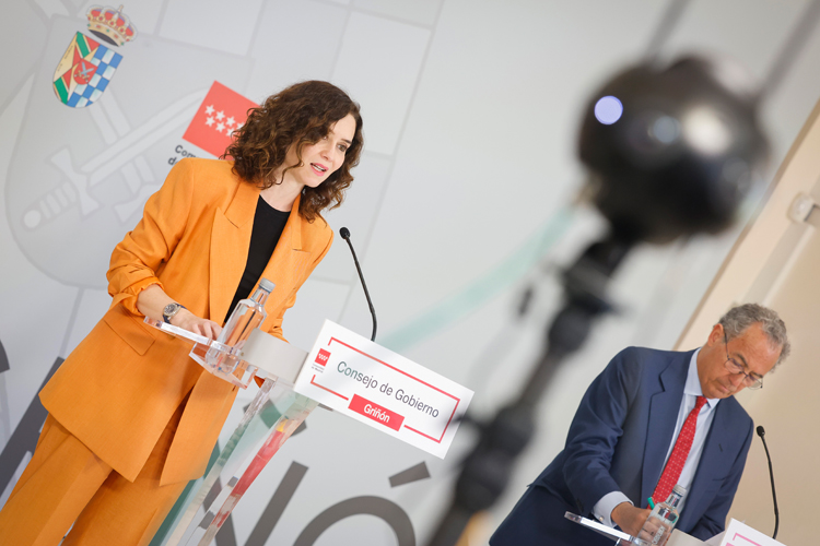 La Comunidad de Madrid evaluará a cerca de 300.000 alumnos del Programa Bilingüe hasta el curso escolar 2025/26