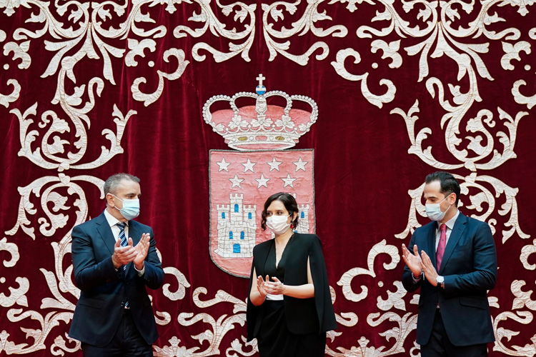 La Comunidad de Madrid celebra el Día de la Constitución Española con una recepción en la Real Casa de Correos 