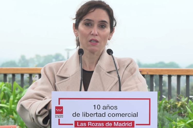 Díaz Ayuso ha participado hoy en la presentación de la obra De dónde venimos y hacia dónde vamos, del exalcalde de Caracas