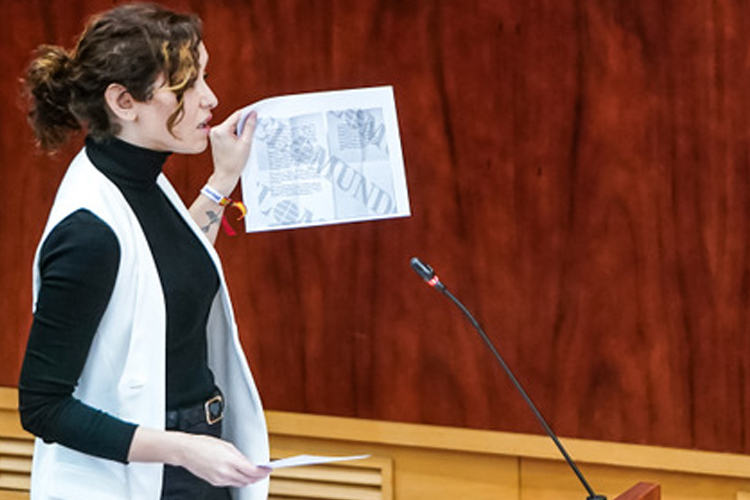 Díaz Ayuso anuncia que el PP denunciará en Fiscalía 12 contratos del Gobierno Central durante la pandemia por valor de 326 millones con siete empresas relacionadas con Sánchez, Illa y Calviño