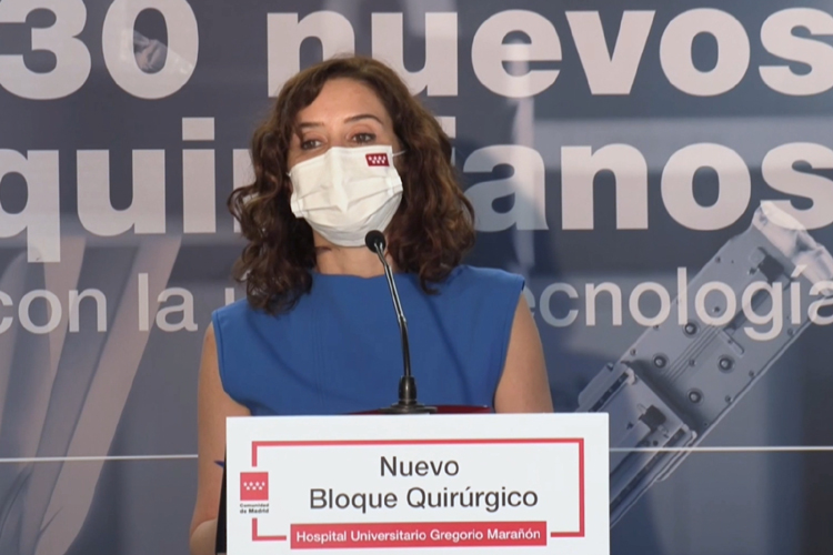Díaz Ayuso reconoce la labor de los Profesionales Sanitarios en los Centros 24 horas