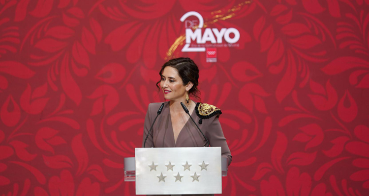 Díaz Ayuso apela a la unidad en el 2 de Mayo y reivindica Madrid: “Ninguna nación pondría en peligro un patrimonio semejante”