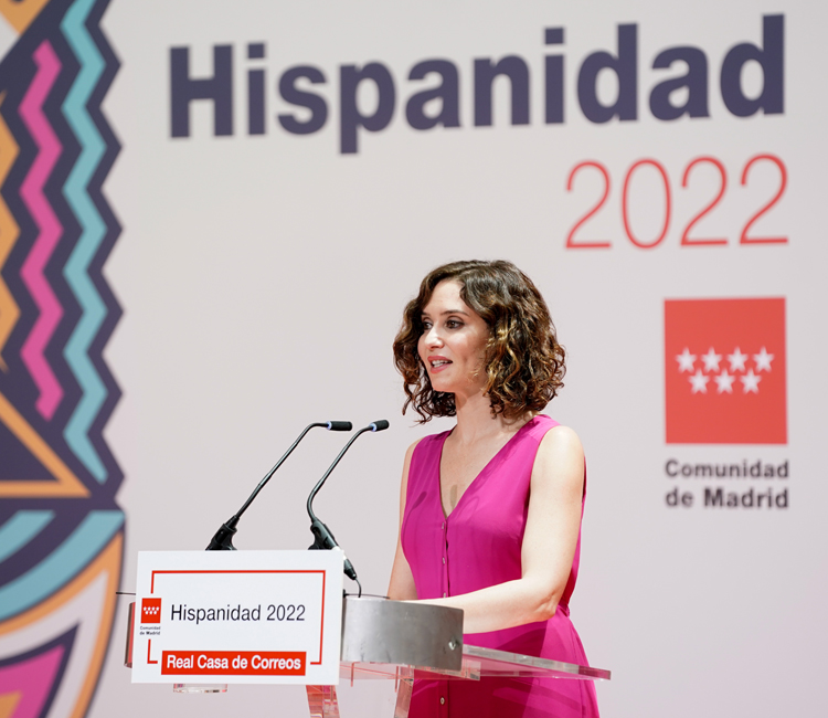 Díaz Ayuso presenta “Hispanidad 2022”, que contará con casi 50 escenarios en la región y llegará a Barcelona