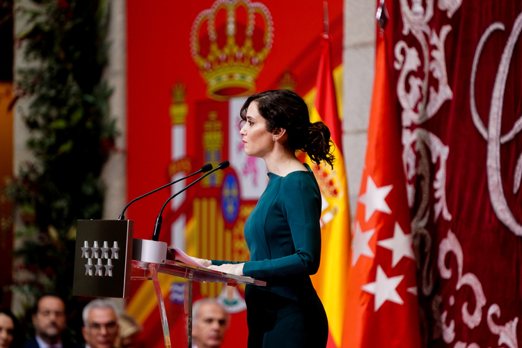 La Presidenta celebra en la Real Casa de Correos los actos conmemorativos del 44º aniversario de la Constitución Española 