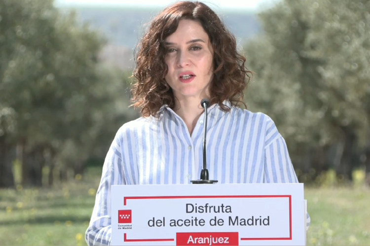 Díaz Ayuso ofrece Madrid como puente para la JMJ 2023 que se celebra en Lisboa