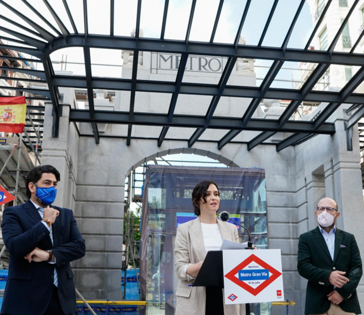 Declaraciones de la presidenta en funciones de la Comunidad de Madrid tras visitar las obras de Metro de Gran Vía