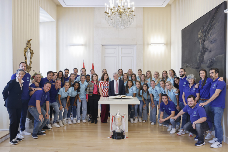 Díaz Ayuso felicita al Atlético de Madrid Femenino por su segunda Copa de la Reina: “Son modelo de orgullo e inspiración para muchas mujeres”
