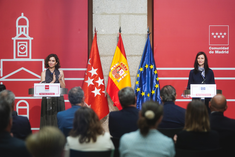 La Presidenta se ha reunido con la comisaria europea de Innovación e Investigación para avanzar en Madrid Km.0: Innovación y StartUps