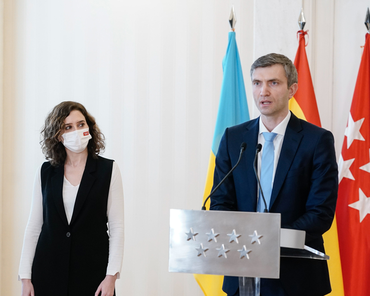 Díaz Ayuso denuncia la invasión “ilegal e irracional” en Ucrania: “Nadie tiene derecho a truncar las vidas y los sueños de una sola persona ni su libertad”