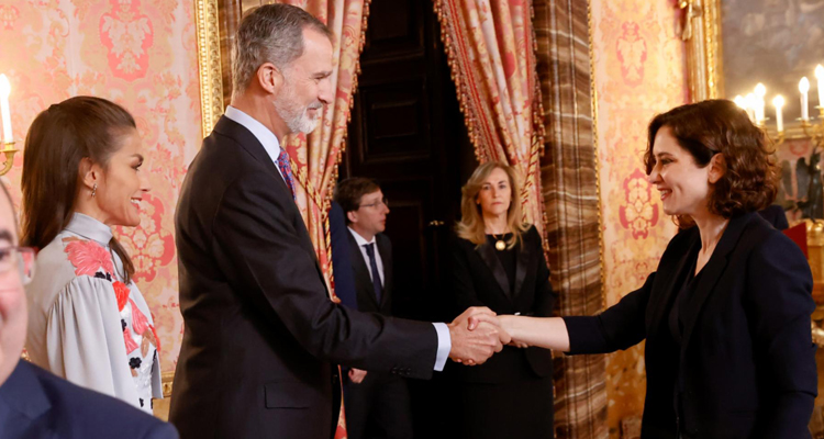 Díaz Ayuso asiste al almuerzo organizado con motivo del Premio Cervantes 2021 y presidido por SS.MM. Los Reyes de España