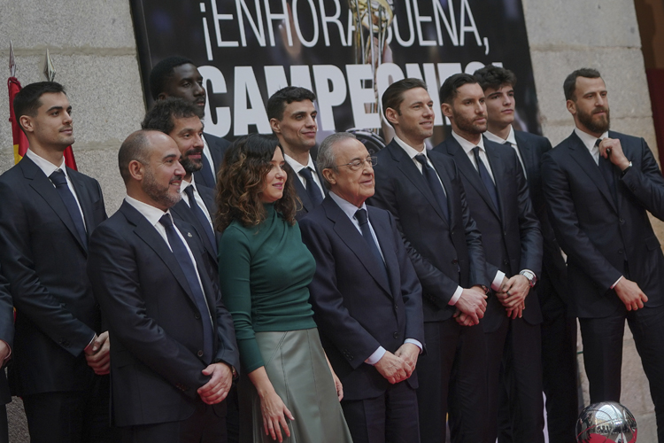 Díaz Ayuso felicita al Real Madrid de Baloncesto por su 29ª Copa del Rey: “Gracias por ser parte de Madrid, donde también juegan y ganan los mejores”