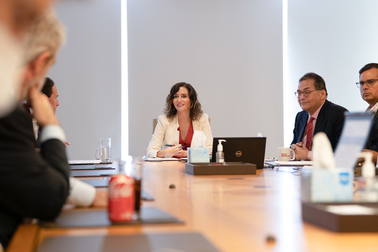 Isabel Díaz Ayuso arranca su viaje en EEUU para presentar a la Comunidad de Madrid como “una región de oportunidades y segura” y “un polo de atracción económica”