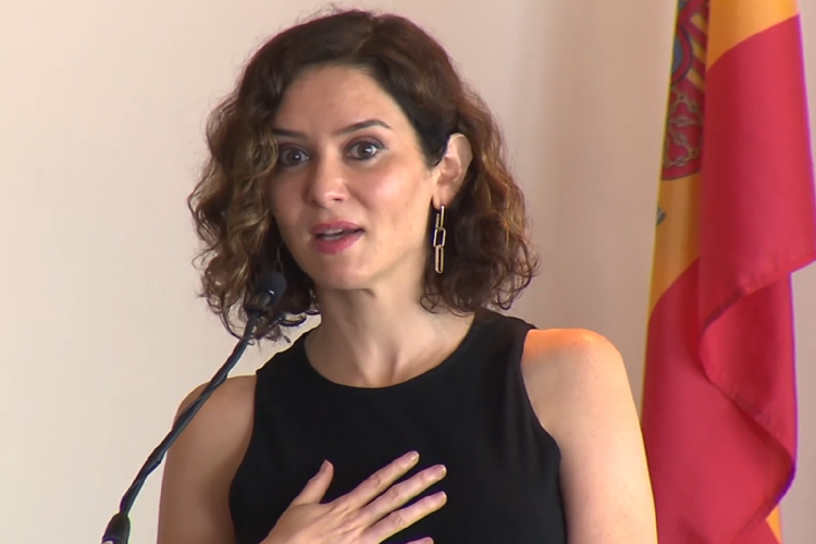 Díaz Ayuso anuncia un proyecto de aceleración de empresas culturales y un fondo de inversión para el sector liderado por la Comunidad