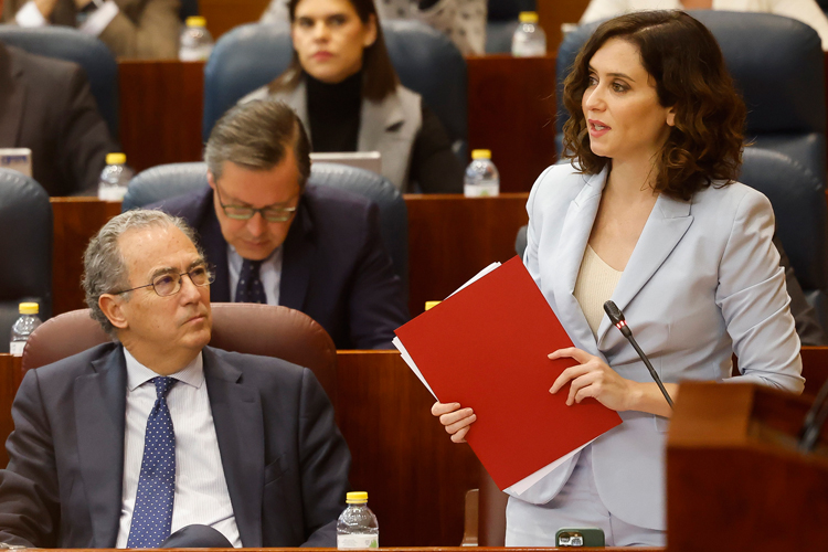 Díaz Ayuso, sobre las instrucciones a los centros de salud: “Hay que defender el decoro en los espacios públicos”