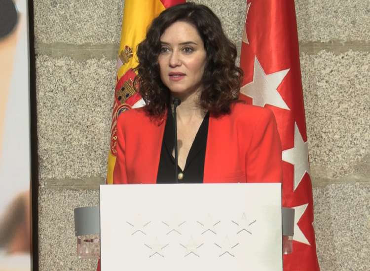 Díaz Ayuso garantiza que la Comunidad de Madrid trabajará siempre pensando en los mayores reconociendo su “tesón, saber y experiencia”