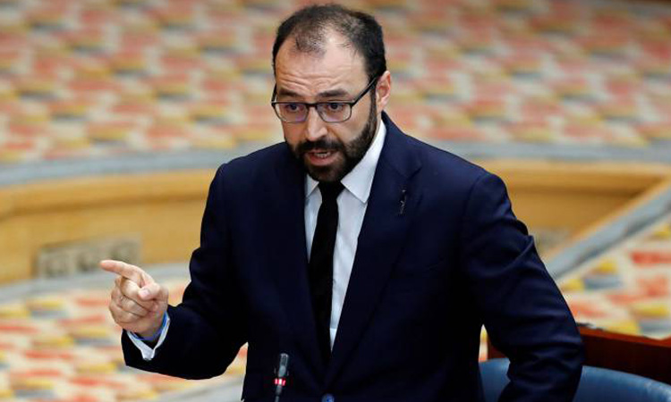 La Comunidad de Madrid propone un gran pacto regional por el comercio a los grupos parlamentarios