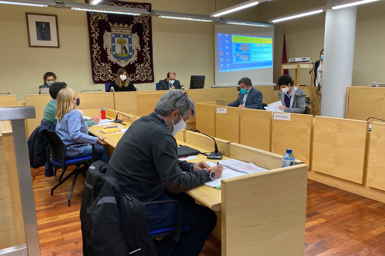 Familias, personas vulnerables y deporte, prioridad en los Presupuestos de Barajas del año que viene