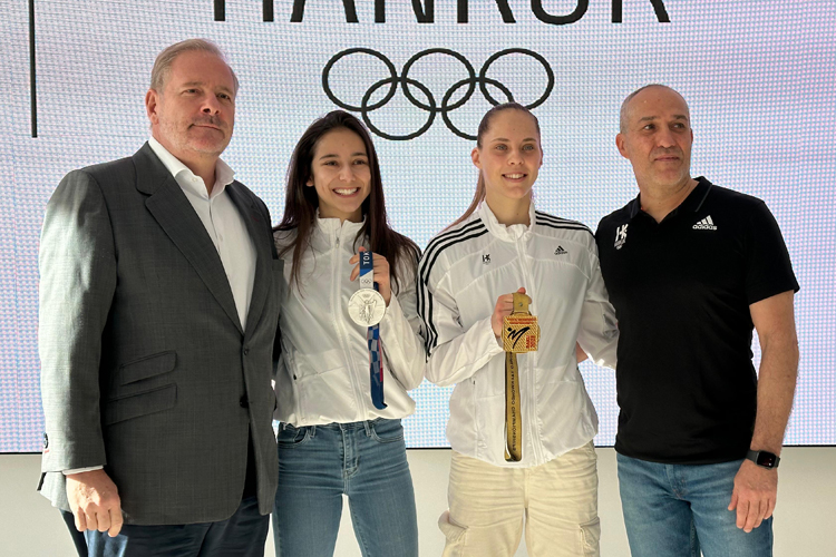 El Hankuk Y KIA firman un acuerdo de patrocinio para reforzar el apoyo a los deportistas del club