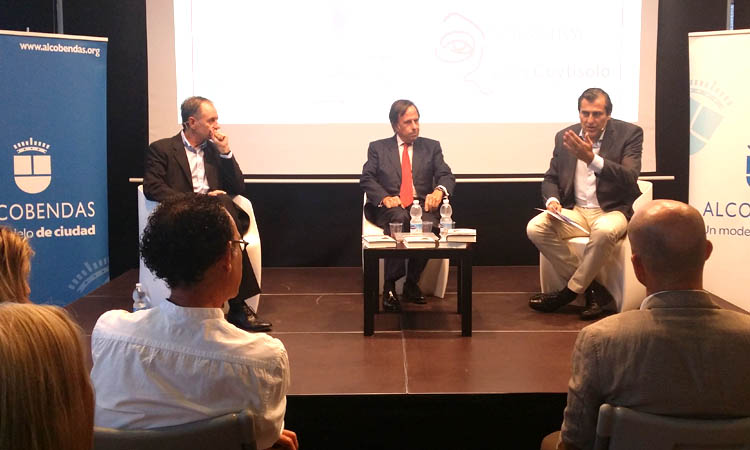 Presentada “Sur”, Premio de Narrativa “Alcobendas Juan Goytisolo”