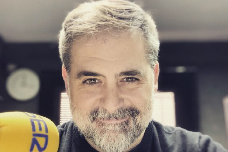 Nacho López Llandres vuelve a dar en la diana con su tercera novela, “El vuelo del Snegir”