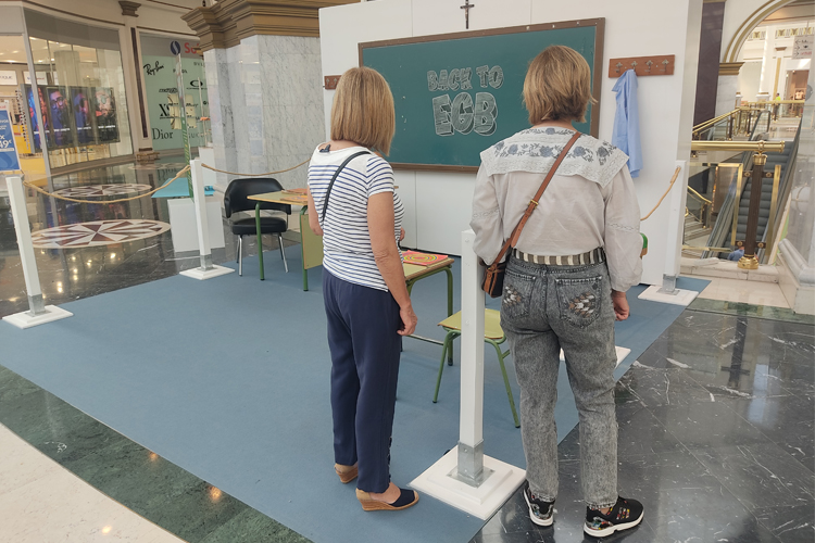 Plaza Norte 2 celebra un entrañable homenaje a la infancia que cursó la EGB