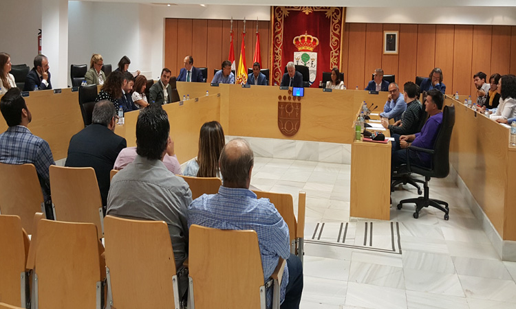 PSOE de Sanse, tras la intentona de moción de censura de PP e II: 'Holguera debe dar explicaciones'