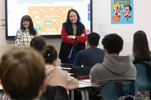 23 alumnos y alumnas cursan el nuevo Bachillerato Internacional del IES Atenea de San Sebastián de los Reyes