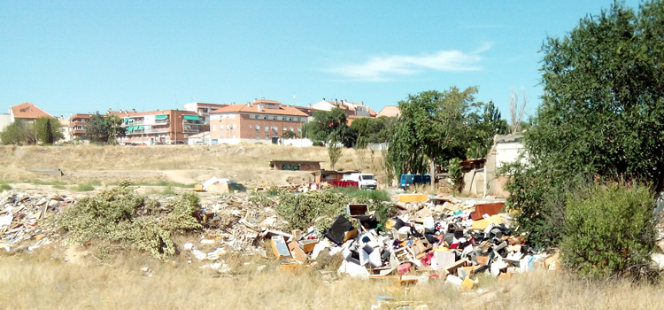 20 años de degradación de un ámbito que afecta a los vecinos de tres distrito s de Madrid