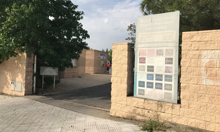 El PSOE dice que los vecinos denuncian robos en el Punto Limpio de Alcobendas
