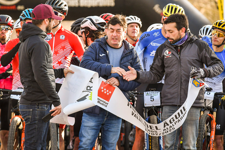 Unos 300 bikers en Alalpardo, territorio de la Mountain Bike con la Copa Comunidad de Madrid BTT XCM y Gravel