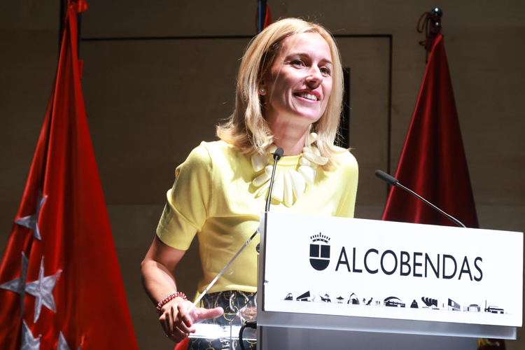 Alcobendas reconoce la labor de Protección Civil en un emotivo acto de entrega de medallas y condecoraciones