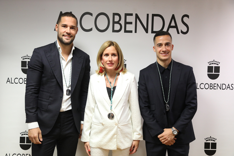 Con el pregón de Lucas Vázquez y Mario Suárez arrancan las fiestas de la Virgen de la Paz 2025