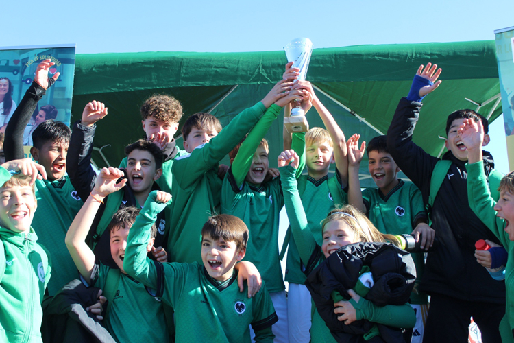 El Alcobendas CF organizó un torneo solidario para recoger juguetes