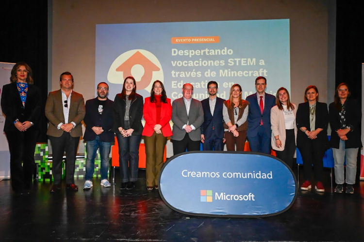 Microsoft forma en competencias digitales a los estudiantes de 5º y 6º de Primaria con Minecraft Education en Algete